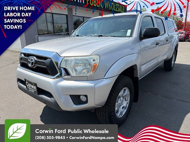 2013 Toyota Tacoma Plata (Silver Streak) Camioneta 4X2 5 velocidades Automática marcha alta