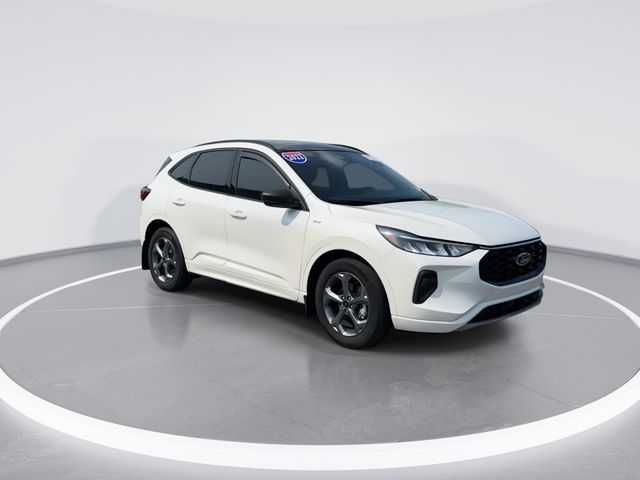 White Metallic 2023 Ford Escape SUV / Crossover Front-Wheel Drive 8-Speed Automatic