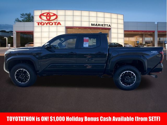 2024 Toyota Tacoma Hybrid TRD Off Road 2