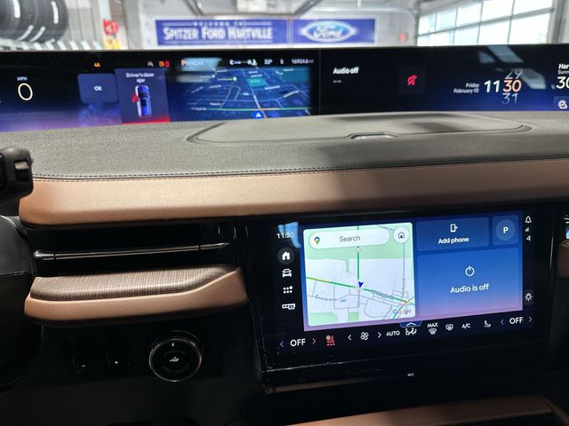 Certified Used 2025 White Lincoln Reserve image 22