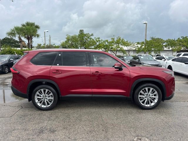 2024 Toyota Highlander - $48,988