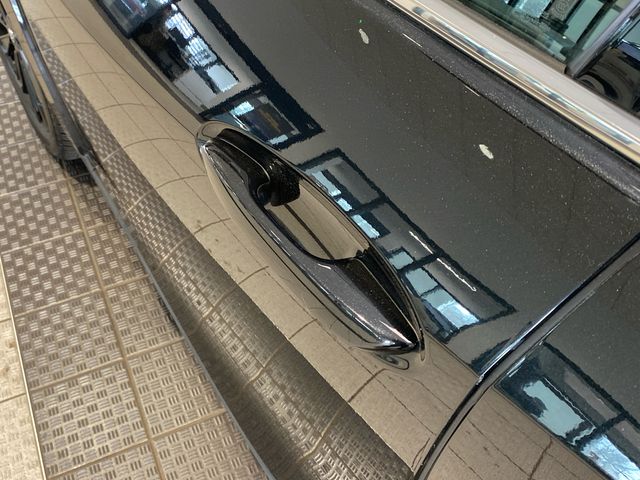 Used 2022  Lexus 250h F SPORT image 10