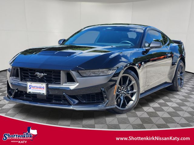 2025 Ford Mustang Dark Horse's photo