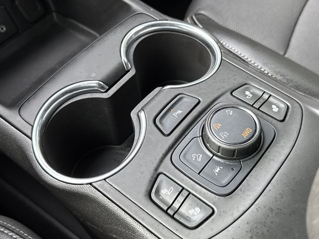 Used 2024 GMC Terrain SUV