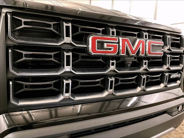 2025 GMC Canyon AT4 Black at South Hills CDJR