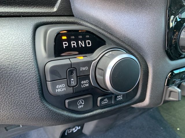 2025 RAM 1500  photo