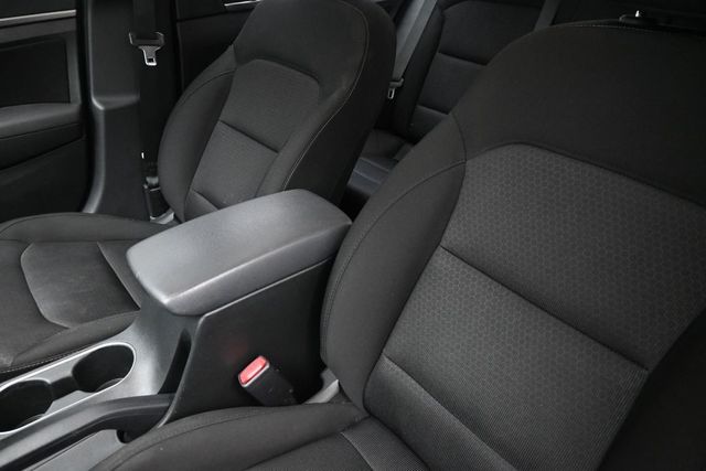 Used 2018 Silver Hyundai Value Edition image 18