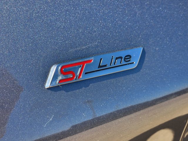 2025 Ford Explorer ST-Line photo