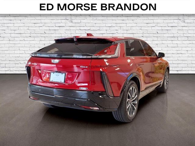 View vehicle photo 6
