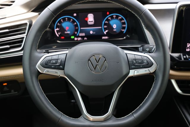 2024 Volkswagen Atlas Cross Sport 2.0T SE w/Technology Silver at Bayway Cadillac of The Woodlands