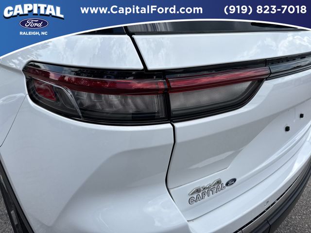 Used 2022 White Jeep Limited image 15