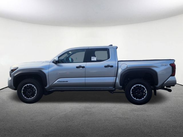 2024 Toyota Tacoma TRD Off-Road 9