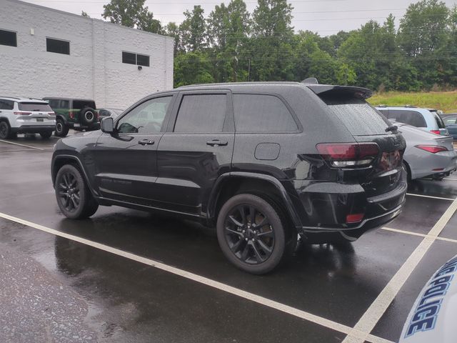 Used 2019 Black Jeep Altitude image 12