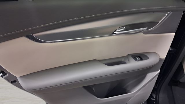 Used 2021 Cadillac XT5 SUV