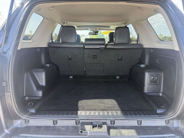 Used 2022  Toyota Limited image 8