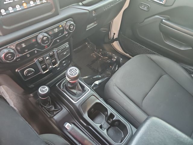 Used 2021 White Jeep Unlimited Sport Altitude image 24