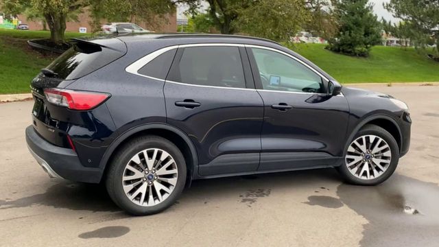 2021 Ford Escape Titanium Hybrid 8