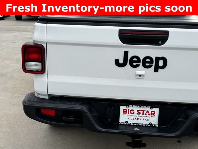 2024 Jeep Gladiator Sport White at DeMontrond Auto Country