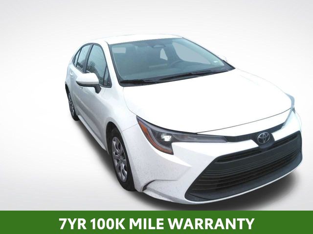 Used 2024 Toyota Corolla LE with VIN 5YFB4MDEXRP175028 for sale in Northfield, Minnesota