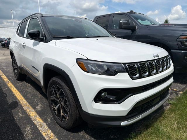 Bright White Clearcoat 2026 Jeep Compass SUV / Crossover Four-Wheel Drive 8-Speed Automatic
