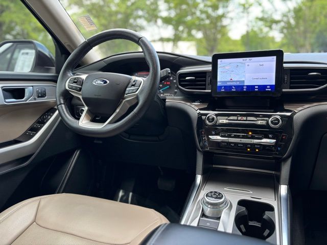 2021 Ford Explorer Limited photo