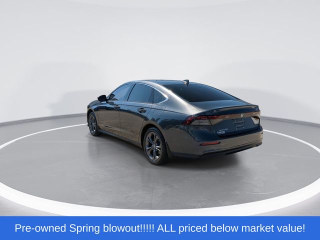 Used 2024 Gray Honda EX image 6