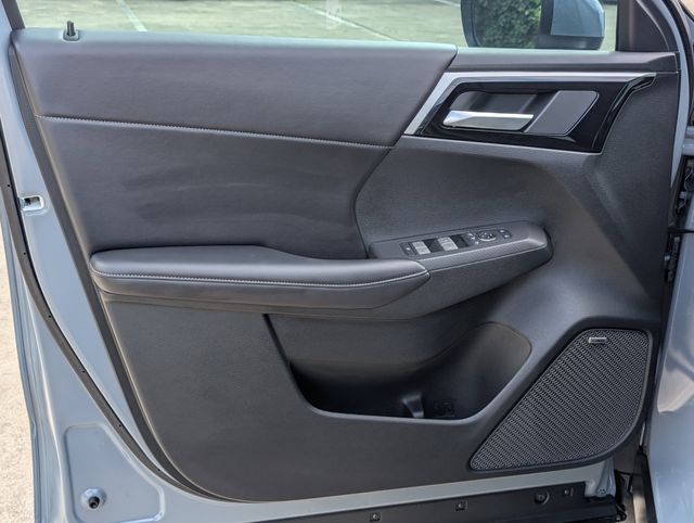 2026 Mitsubishi Outlander SE - 9