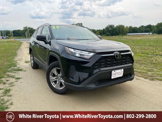 2025 Toyota RAV4 Hybrid LE AWD   