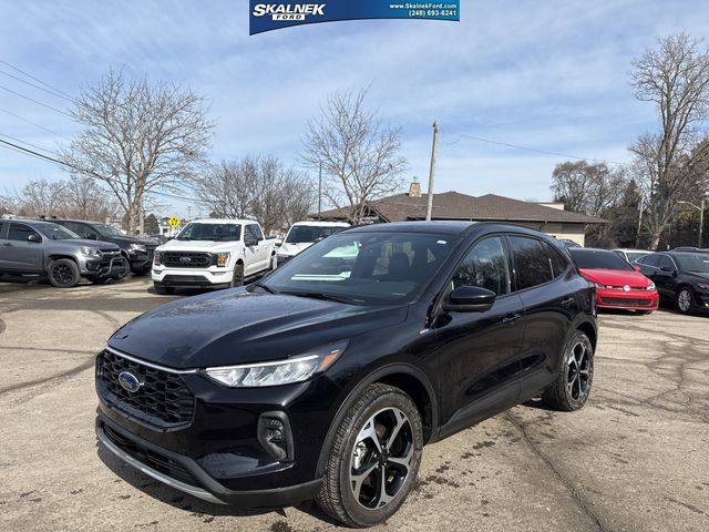 2025 Ford Escape Hybrid ST-Line Select AWD