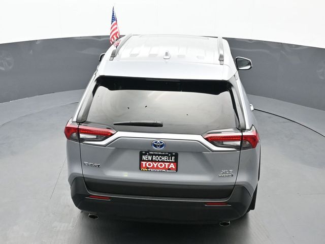 2021 Toyota RAV4 Hybrid XLE 44