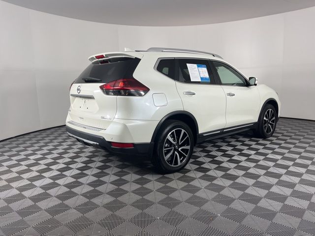 2019 Nissan Rogue SL 10