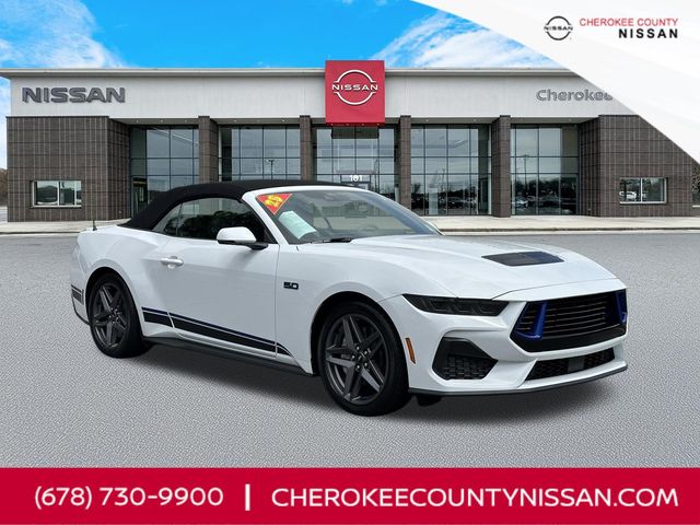 Oxford White 2025 Ford Mustang Convertible Rear-Wheel Drive Automatic