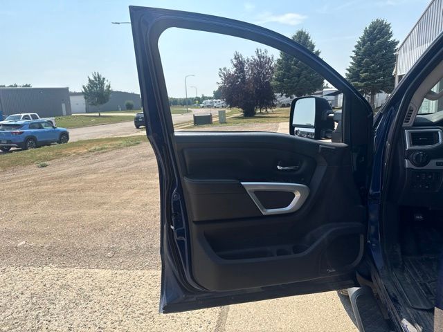 2019 Deep Blue Pearl Nissan Titan PRO-4X 4X4 Truck