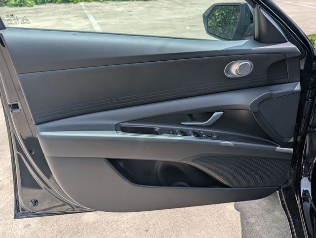 2026 Hyundai Elantra SE - 9