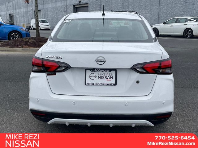 2024 Nissan Versa 1.6 S 3