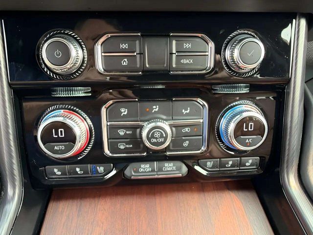 GMCYukon23