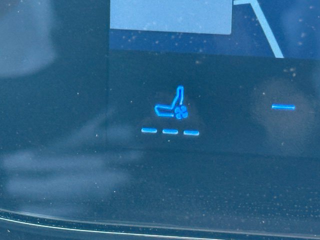 Used 2025 White Ford EcoBoost Premium image 18