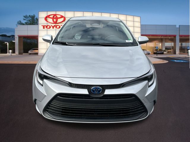 2025 Toyota Corolla Hybrid LE 22