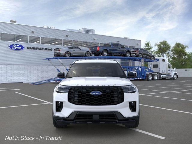 2025 Ford Explorer ST-Line 7