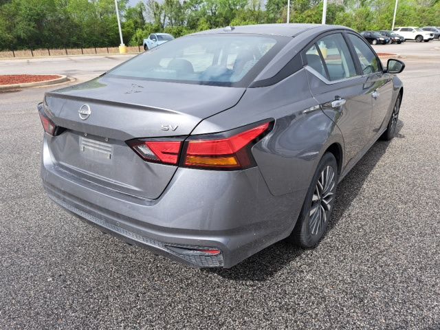 Used 2024 Gray Nissan 2.5 SV image 7