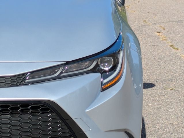 2022 Toyota Corolla Hybrid LE 12