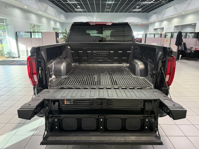 2024 GMC Sierra 1500 SLT Black at Bob King Buick GMC