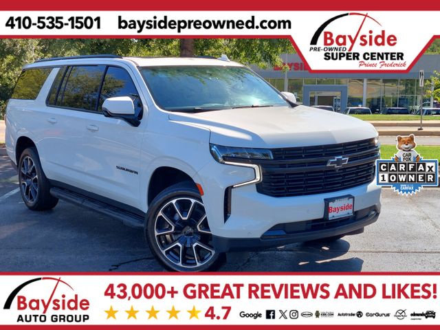 Summit White 2024 Chevrolet Suburban SUV / Crossover Four-Wheel Drive Automatic