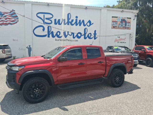 Radiant Red 2026 Chevrolet Colorado Pickup Truck Four-Wheel Drive 8-Speed Automatic