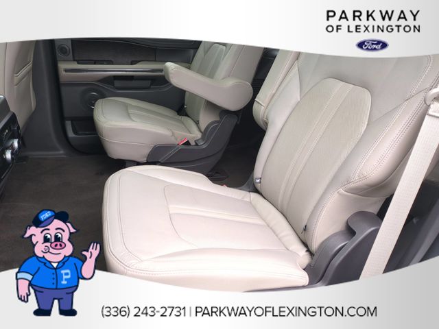 Used 2018 Blue Ford Limited image 30