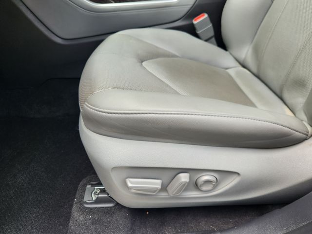 2025 Toyota Highlander Limited Silver at Monument Chevrolet