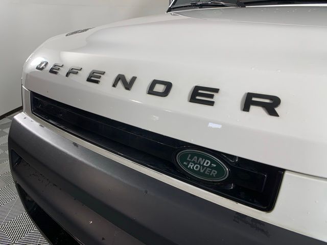 2023 Land Rover Defender 110 S 7