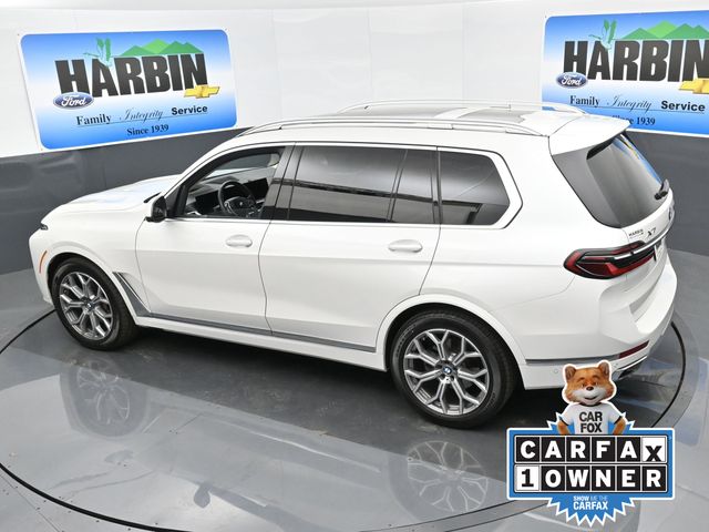 2023 BMW X7 xDrive40i photo