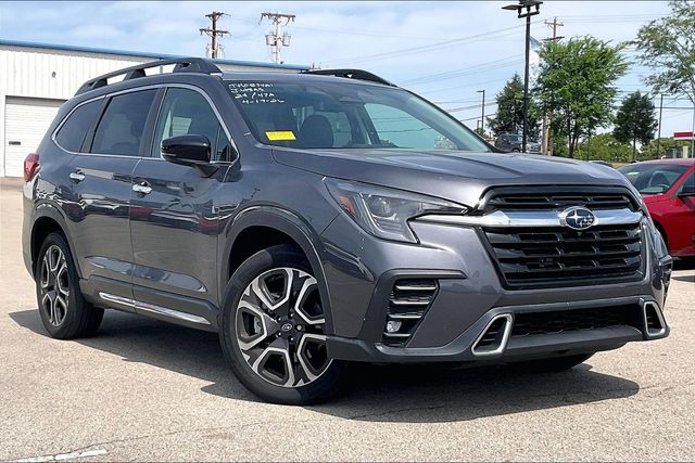 Magnetite Gray Metallic 2024 Subaru Ascent Touring AWD SUV / Crossover All-Wheel Drive Continuously Variable Transmission