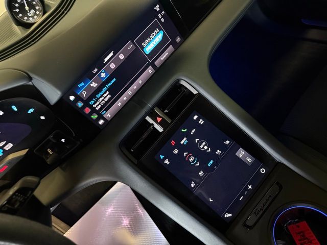 2021 Porsche Taycan 4S photo